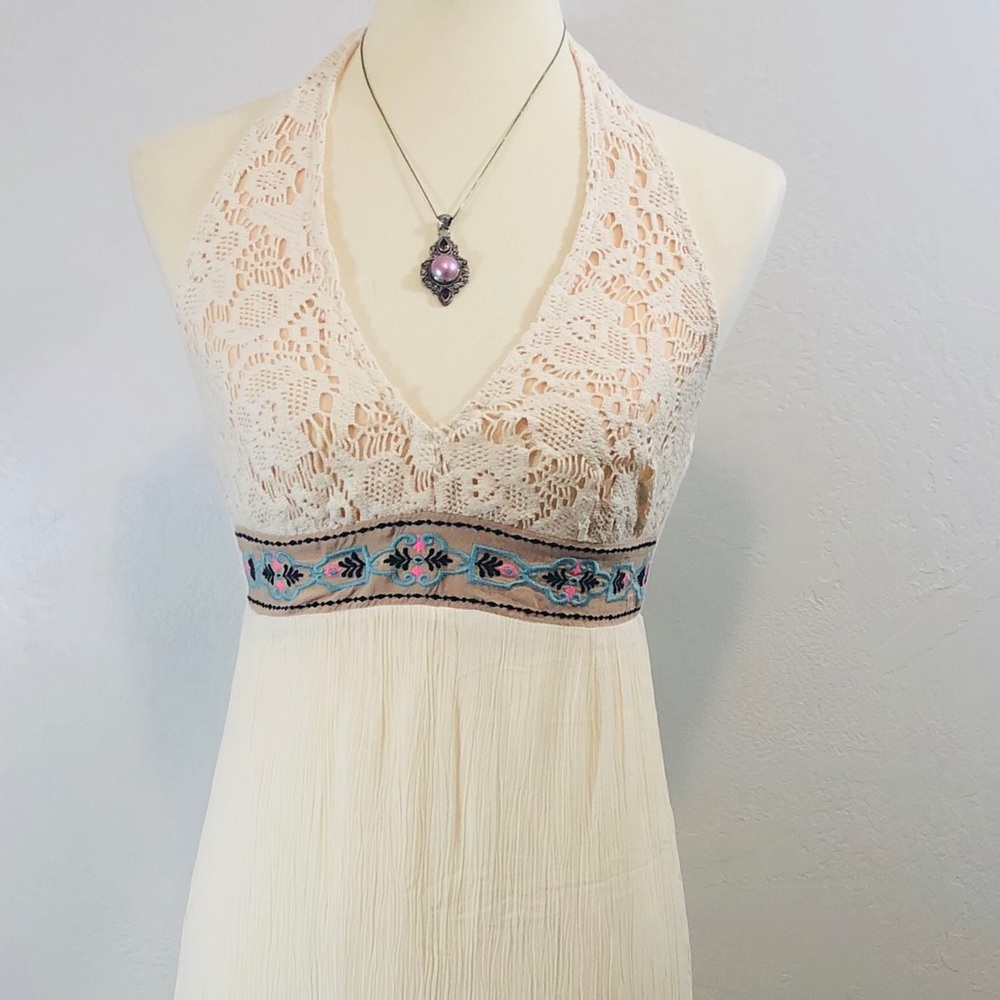 FLYING TOMATO LACE HALTER DRESS